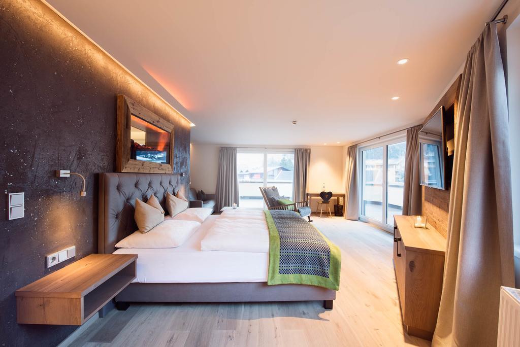 Premium Activehotel Bergkoenig Neustift im Stubaital Exterior photo