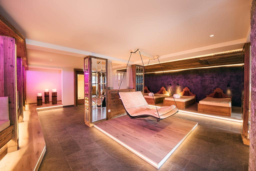 Premium Activehotel Bergkoenig Neustift im Stubaital Exterior photo